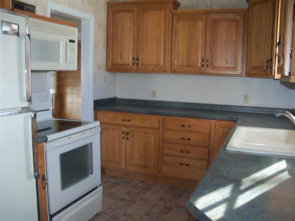 1729 W Maple Ave, Norfolk, NE 68701