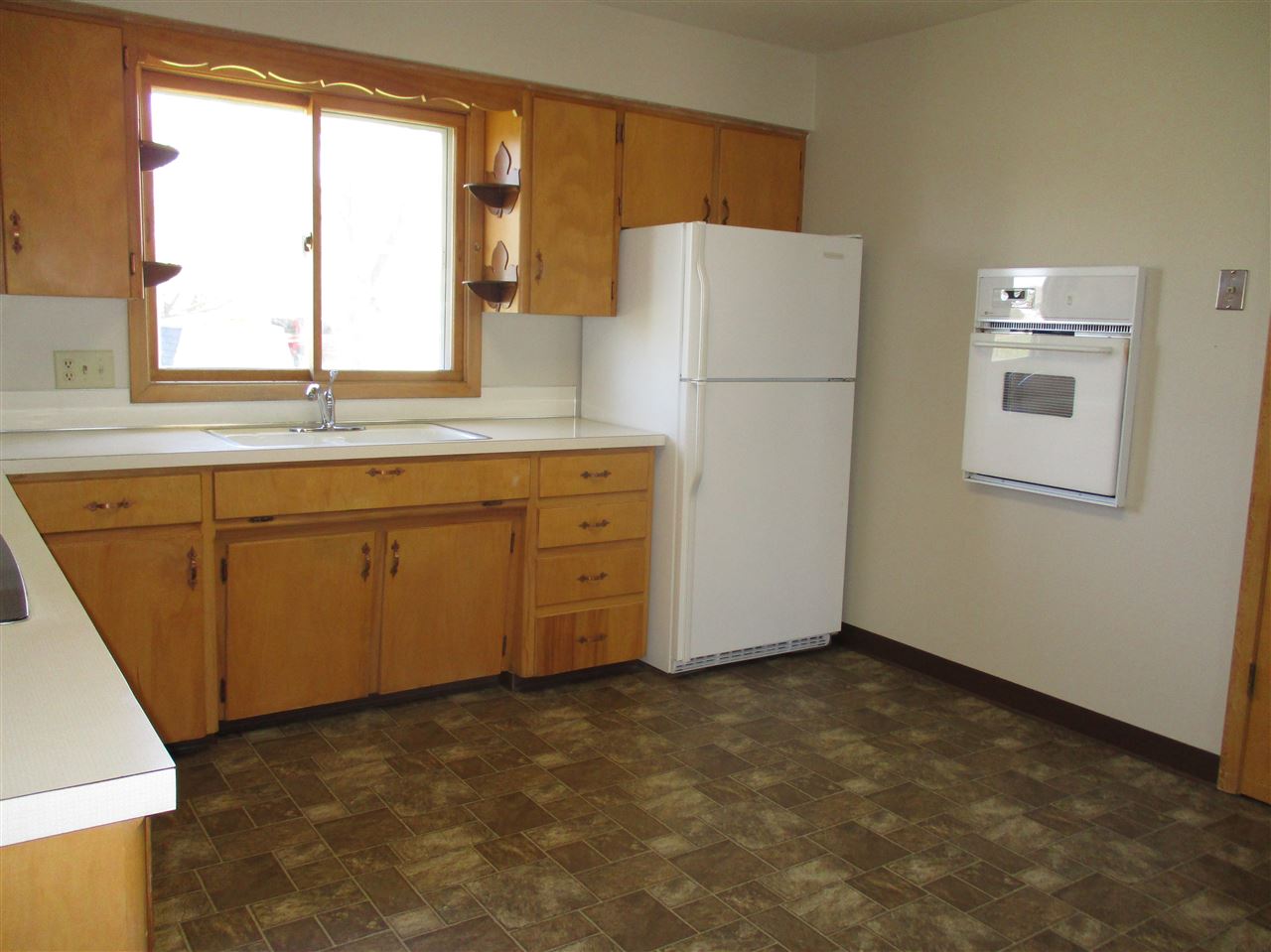600 N Pine, Norfolk, NE 68701