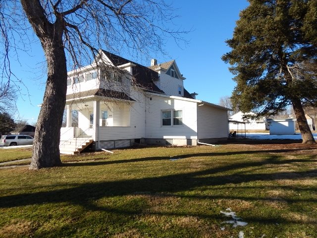 602 E 3rd Street, Neligh, NE 68756
