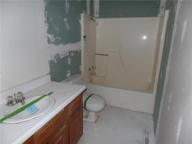 1002 Winter StWakefield, NE, 68784Wayne County