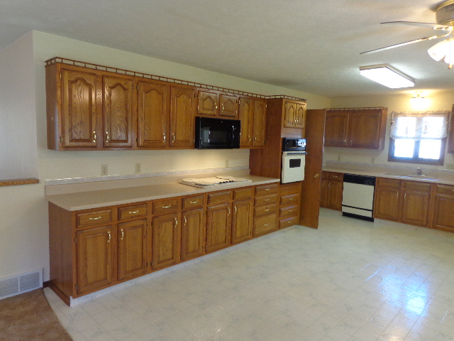 1015 Sun Valley Drive, Grand Island, United States 68801
