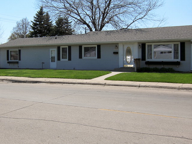 1620 Sycamore, Grand Island, NE 68801