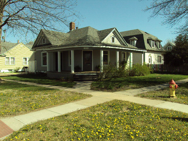 324 10TH, Grand Island, NE 68801