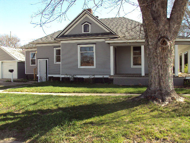 324 10TH, Grand Island, NE 68801