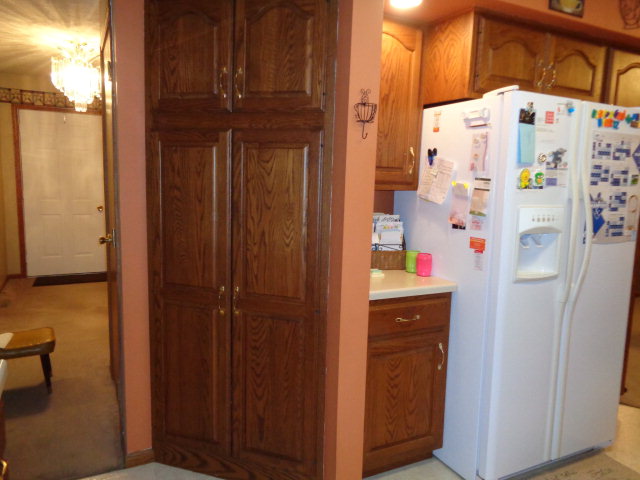 612 Linden Ave, Grand Island, NE 68801