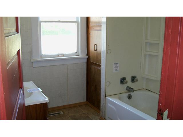 712 W Louise StGrand Island, NE, 68801Hall County