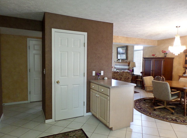 2819 Lakewood Cir, Grand Island, NE 68803