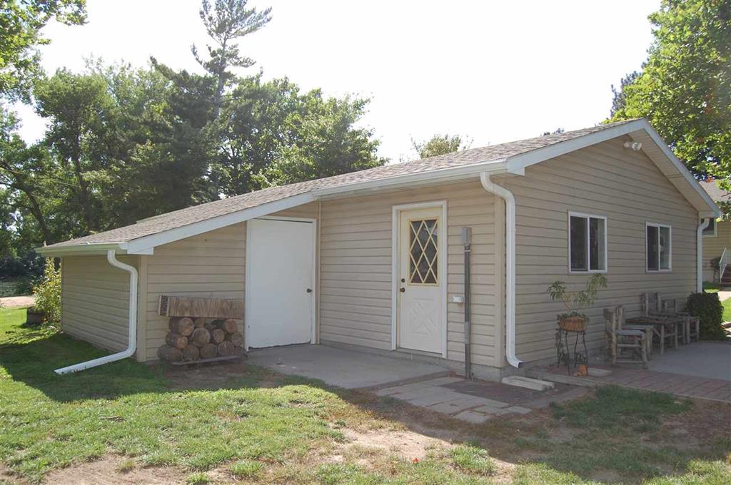29 El Charman Lake, Gibbon, United States 68840