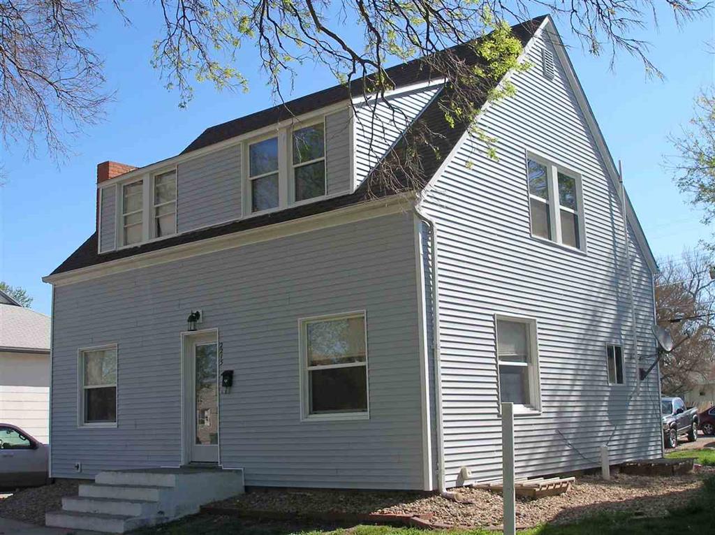 2215 12TH AVENUE, Kearney, United States 68845