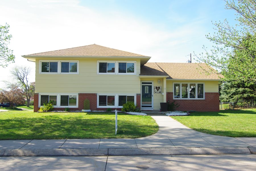 302 W 37th Street, Kearney, United States 68845