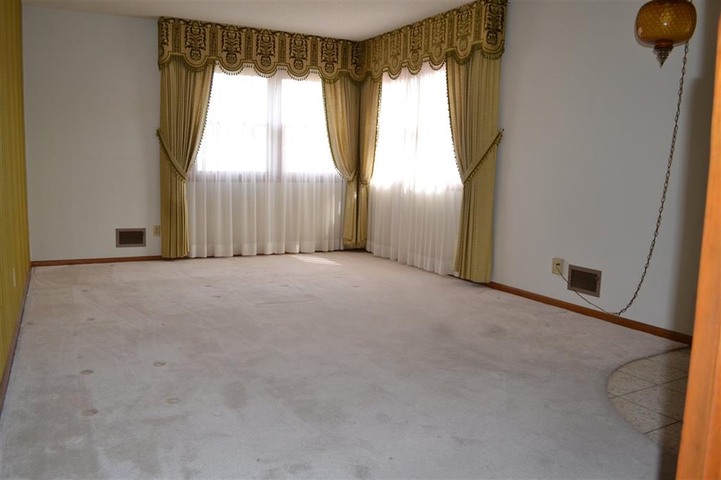 3916 Avenue E, Kearney, United States 68847