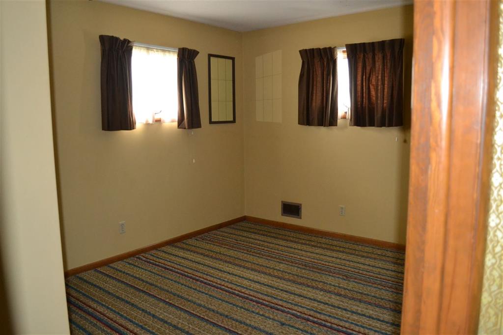 3916 Avenue E, Kearney, United States 68847