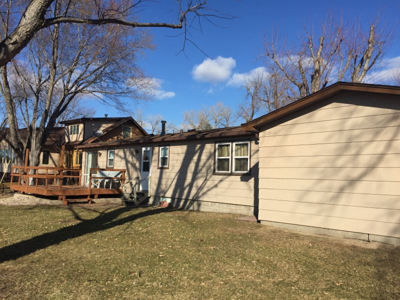 308 Amick Ave, Doniphan, NE 68863