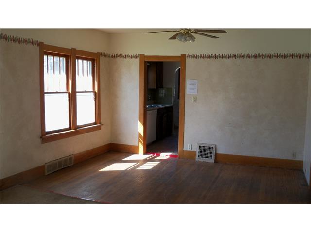 901 N Briggs AveHastings, NE, 68901Adams County
