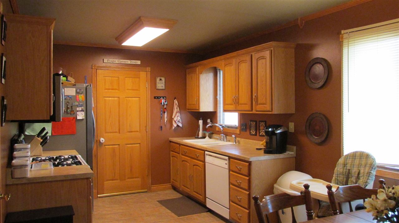 805 Richmond Avenue, Hastings, NE 68901
