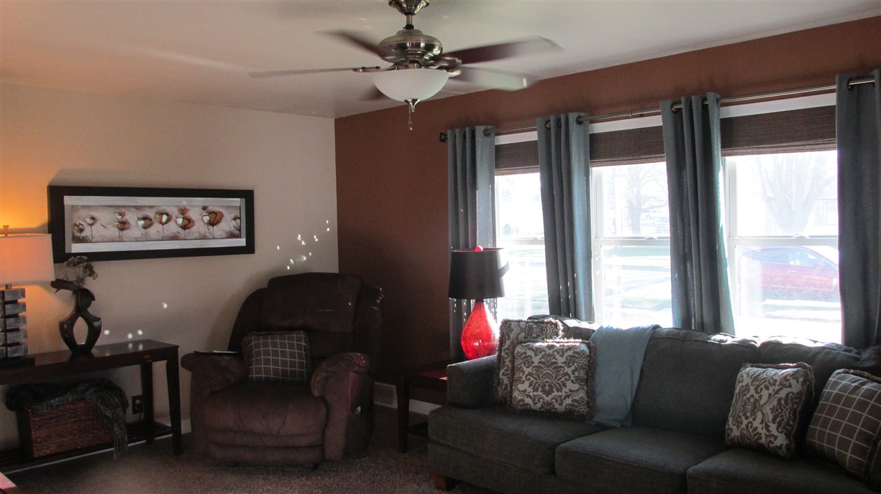 1317 Williams, Hastings, NE 68901