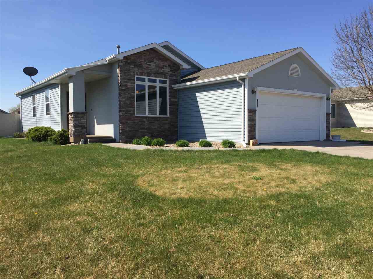 611 33rd, Hastings, NE 68901