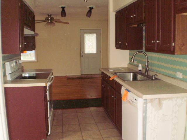 523 Ringland RdHastings, NE, 68901Adams County
