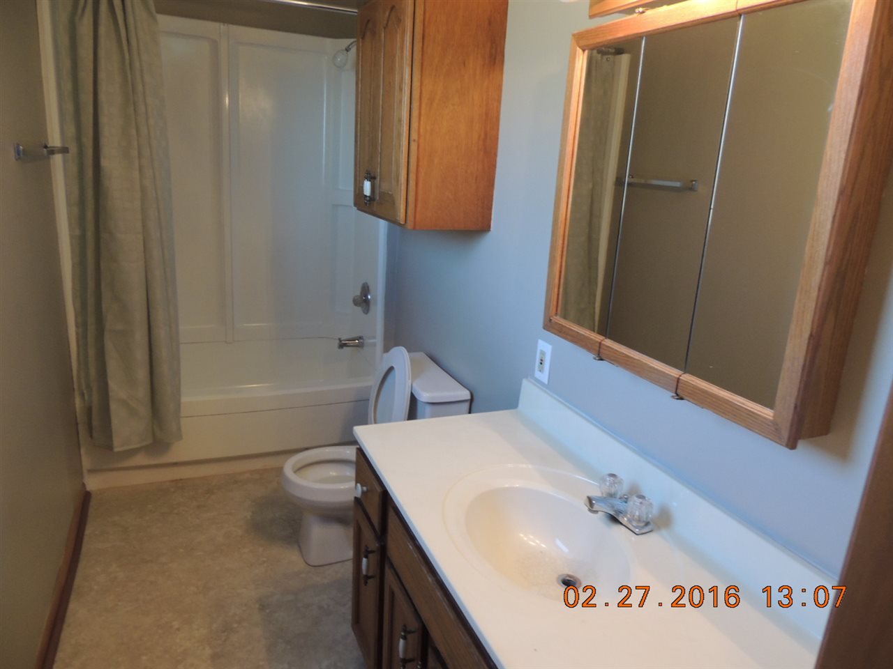 2208 Rd 3100, Deweese, NE 68934