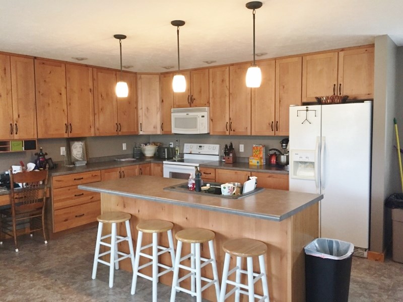 111 5th, Juniata, NE 68955