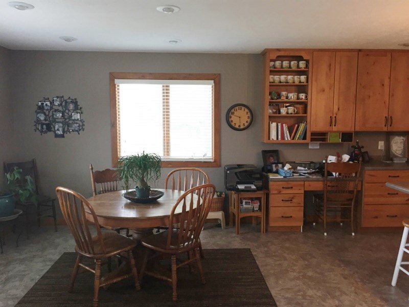 111 5th, Juniata, NE 68955