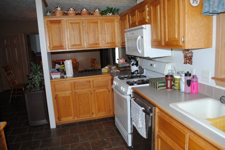 601 1 st ave., Juniata, NE 68955