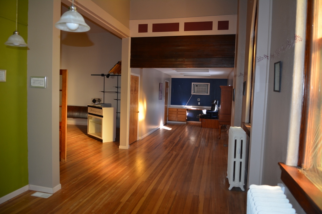 220 E 6th Street, Minden, United States 68959