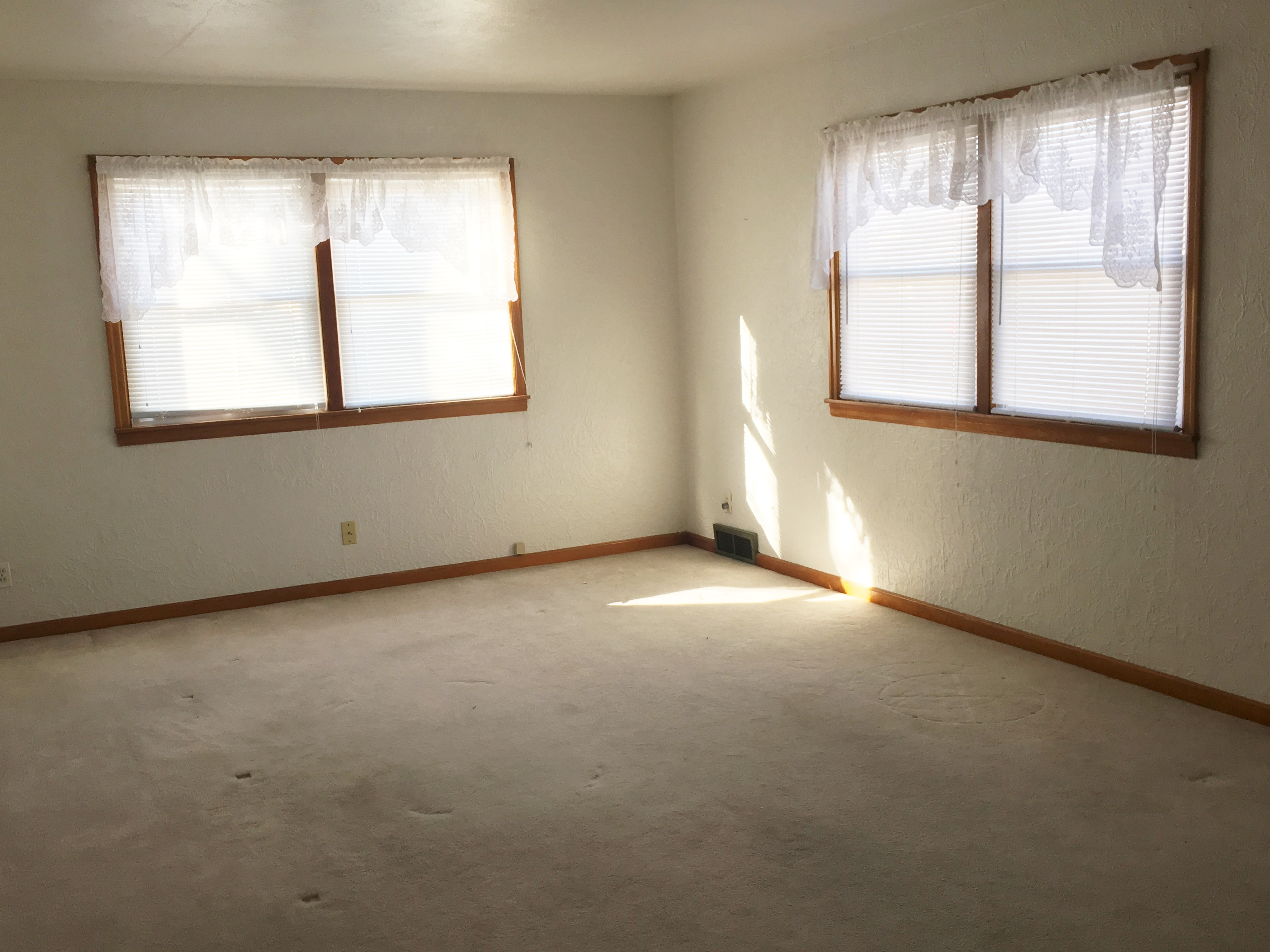 21 S ELM, North Platte, United States 69101
