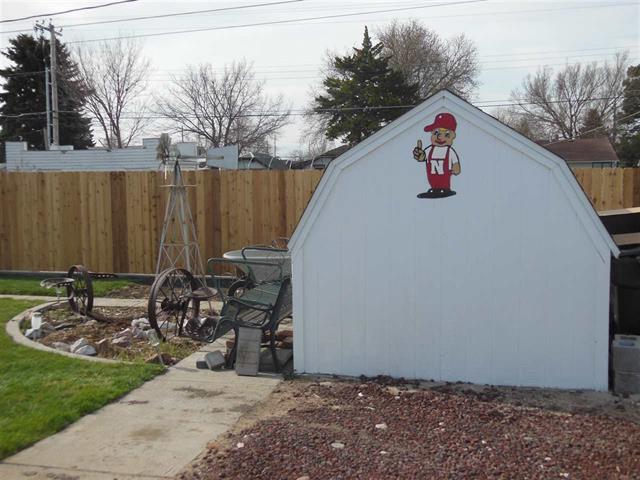 108 N WELCH, North Platte, United States 69101