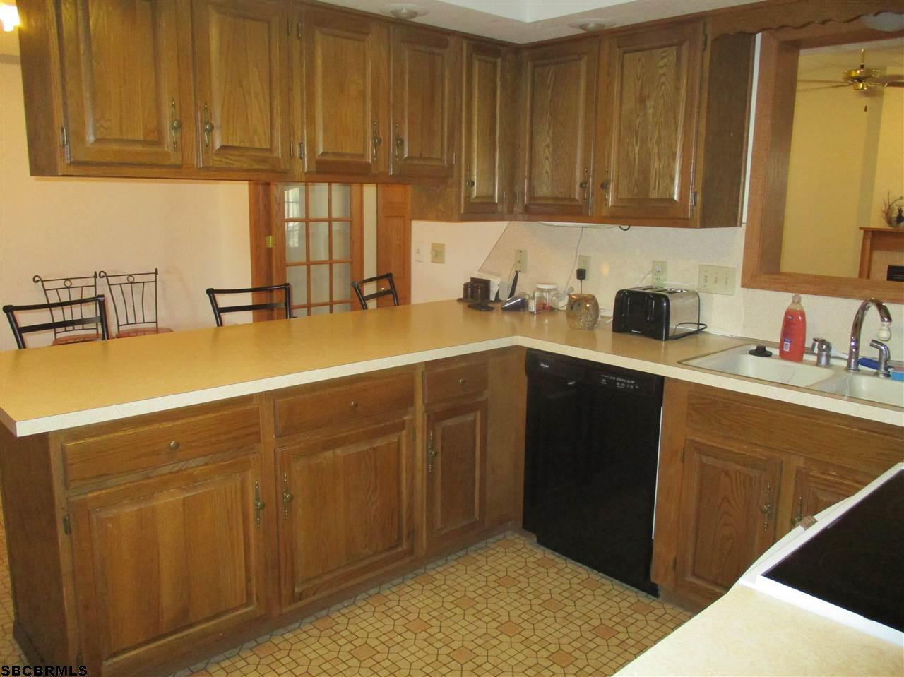 1261 HENDERSON, Alliance, NE 69301