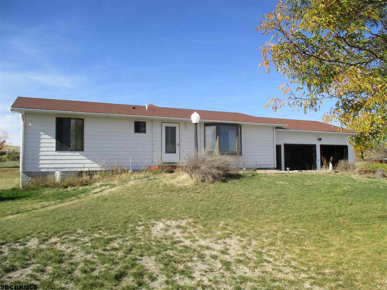 1261 HENDERSON, Alliance, NE 69301