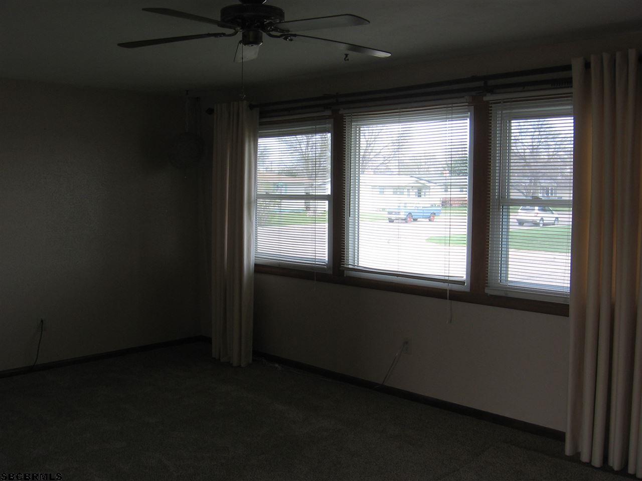 345 P STREET, Gering, NE 69341