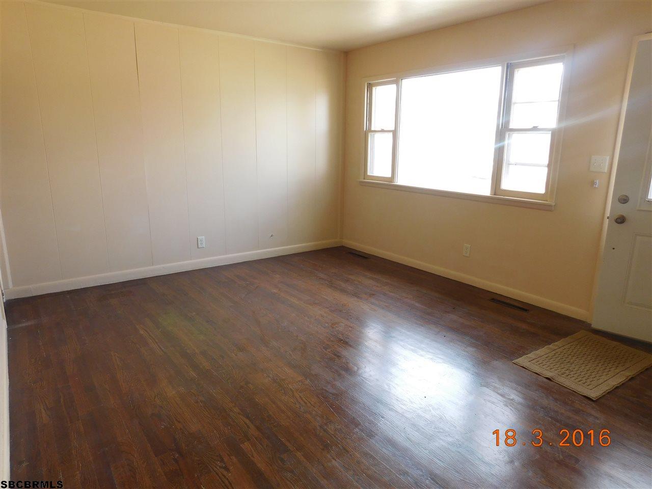 41 CHINOE RD, Gering, NE 69341