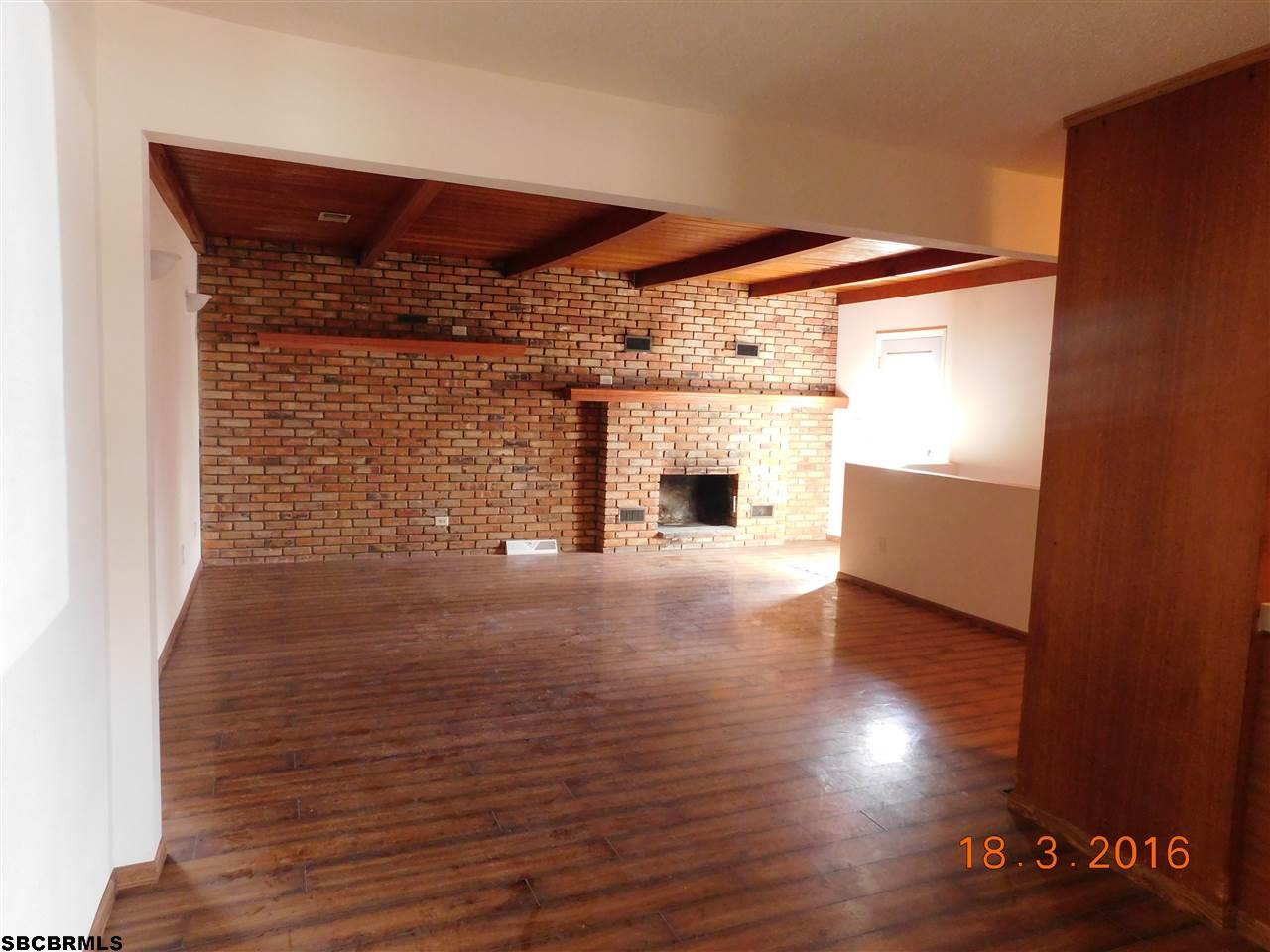 41 CHINOE RD, Gering, NE 69341