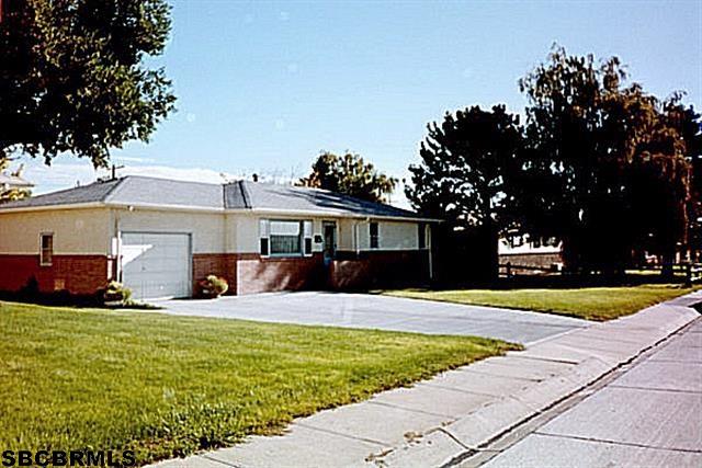 1910 NELSON AVENUE, Gering, NE 69341
