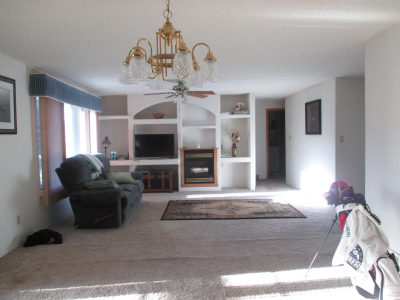 935 18th Street, Gering, United States 69341