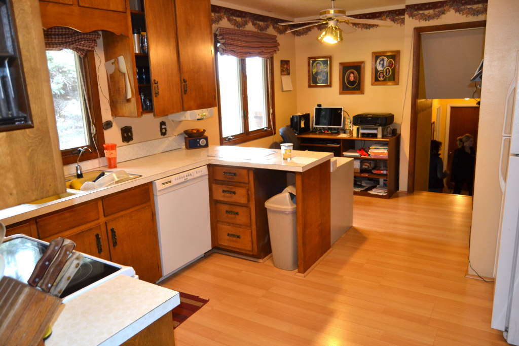 40768 Swedell Road, Mitchell, United States 69357