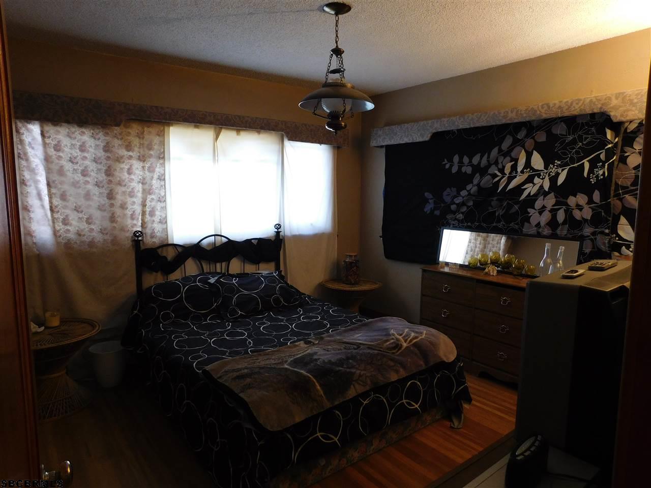 2410 AVENUE B, Scottsbluff, NE 69361