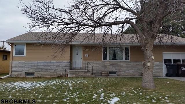3017 AVENUE E, Scottsbluff, NE 69361