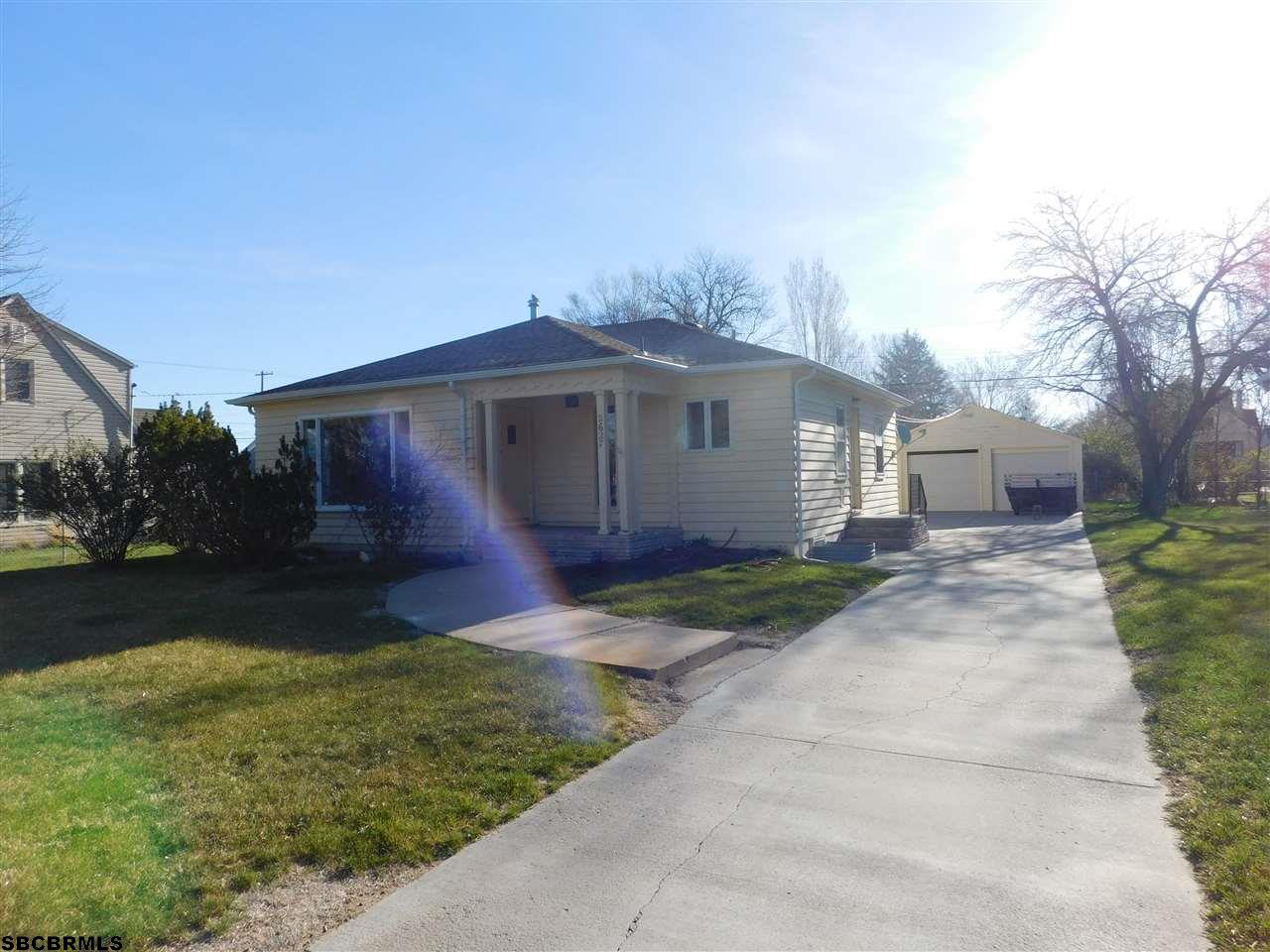 2627 3RD AVENUE, Scottslbuff, NE 69361