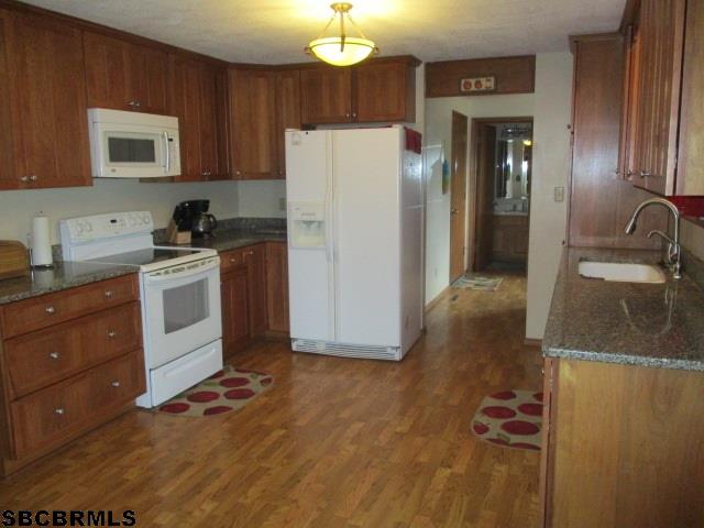 1926 CHEYENNE DR, Scottsbluff, NE 69361