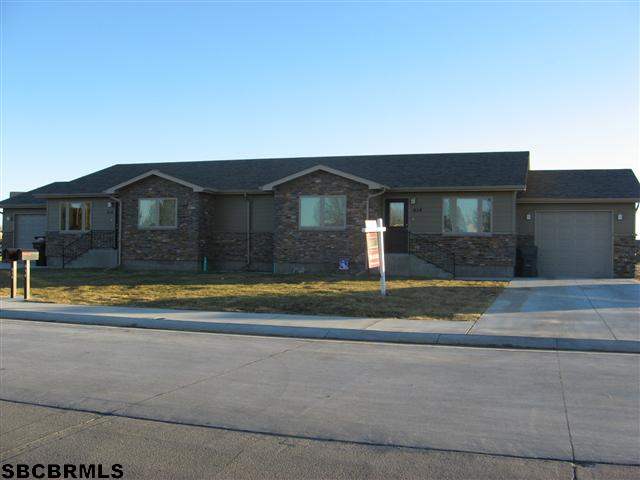 416 40TH STREET, Scottsbluff, NE 69361