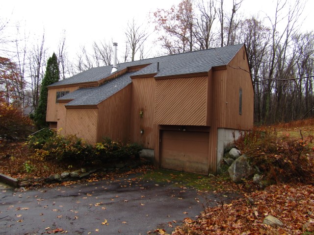 11 Redfield CircleDerry, NH, 03038Rockingham County
