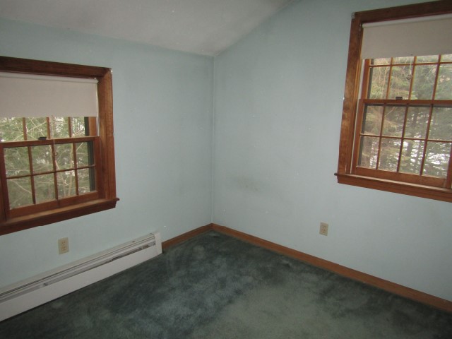 83 Gulf RdDerry, NH, 03038Rockingham County