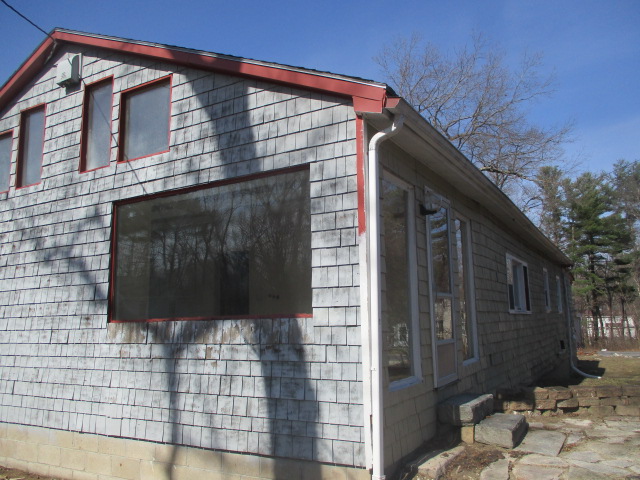 6 Greta AveDerry, NH, 03038Rockingham County