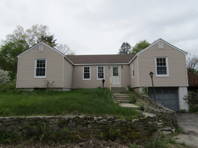 25 Hillside AveDerry, NH, 03038Rockingham County