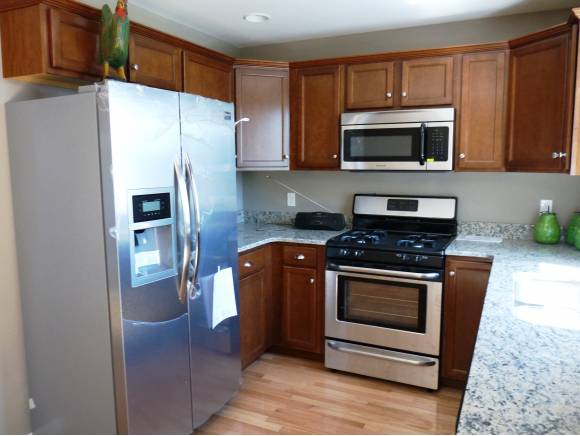 38-6 Maple Street, Derry, NH 03038