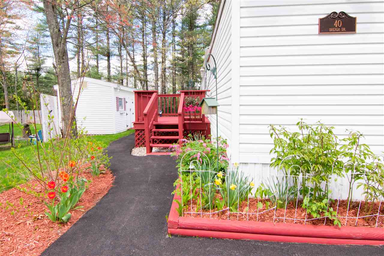 40 Brenda Drive, Derry, NH 03038