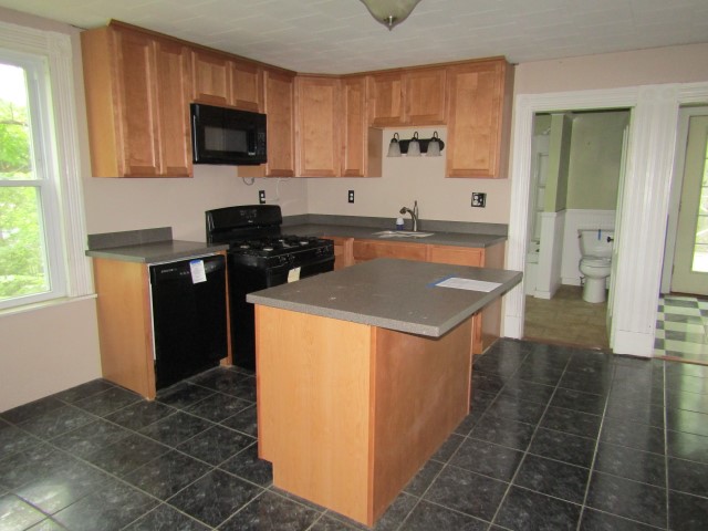 6 Laurel StreetDerry, NH, 03038Rockingham County