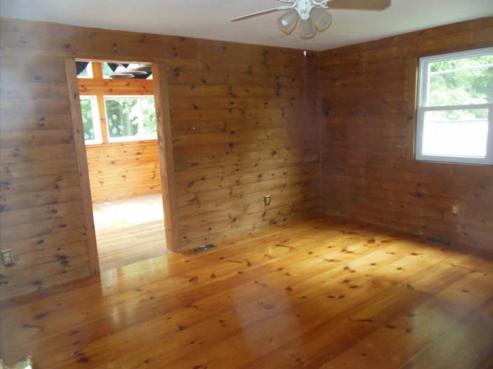 4 Ledgewood DrDerry, NH, 03038Rockingham County
